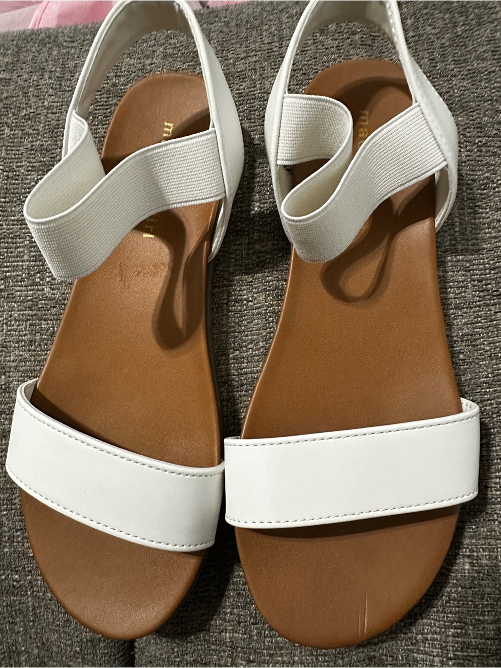 Madden Girl White Elastic Strap Sandals size 4- Minimal Casual Style